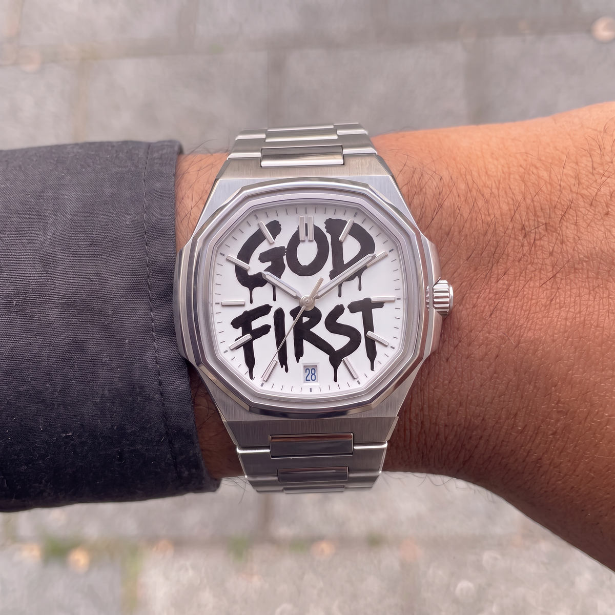 GOD FIRST - VORBESTELLUNG